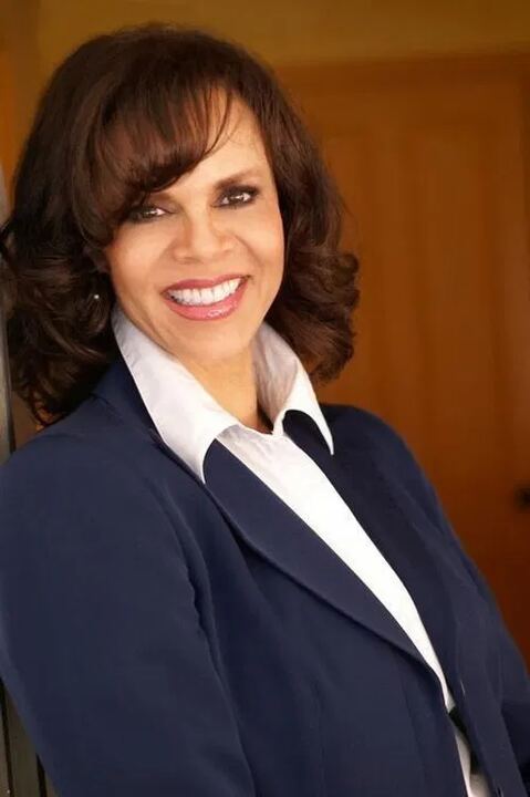 Deborah Pratt