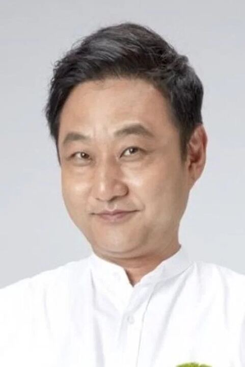 Kim Yong-soo