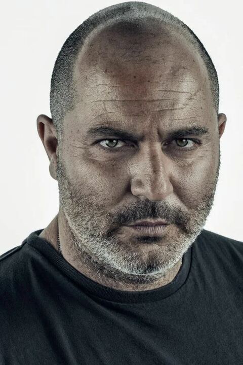 Lior Raz
